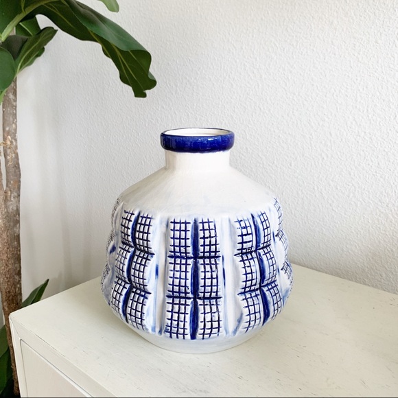 Blue & White Bohemian Eclectic Decor Vase - Picture 2 of 4